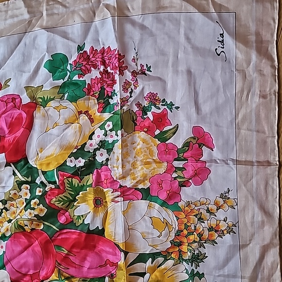 Sidia 100% Silk Scarf (35") - Picture 2 of 4